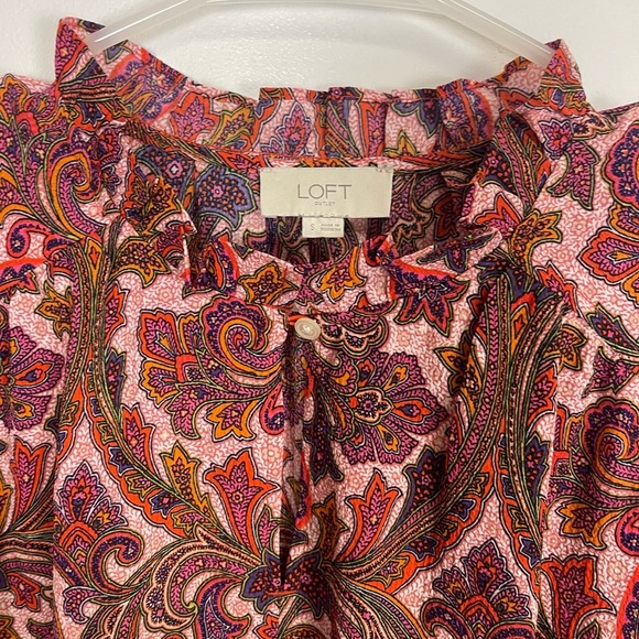Loft Shirt Womens Size Small Multicolor Paisley Blouse Ruffle Neck Cuffs - Picture 4 of 7